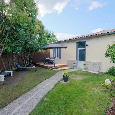 Les Suites D'Alienor-Suite Acanthe Pessac Exterior photo