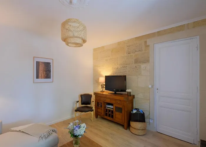 Les Suites D\'Alienor-Suite Acanthe